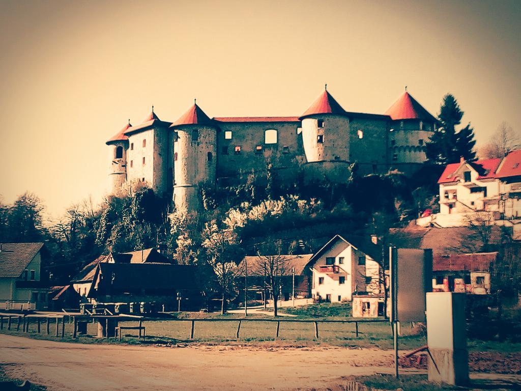 Dolenjska Vila Zuzemberk Exterior photo